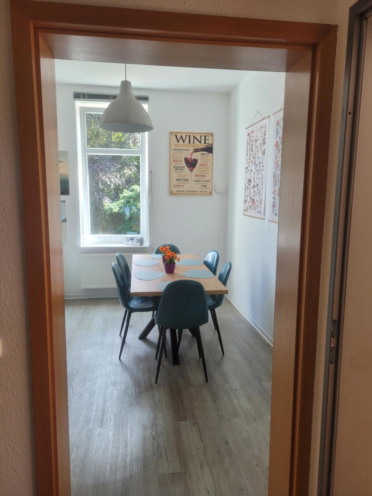 Eulennest Bis 10 Personen,Waesche,Reinigung,Parkplatz Inklusive,Kurtaxe Wird Extra Berechnet Apartment Altenau  Bilik gambar